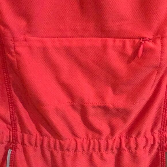 ✨Athleta Wick-it Run Tunic, coral - Picture 4 of 6